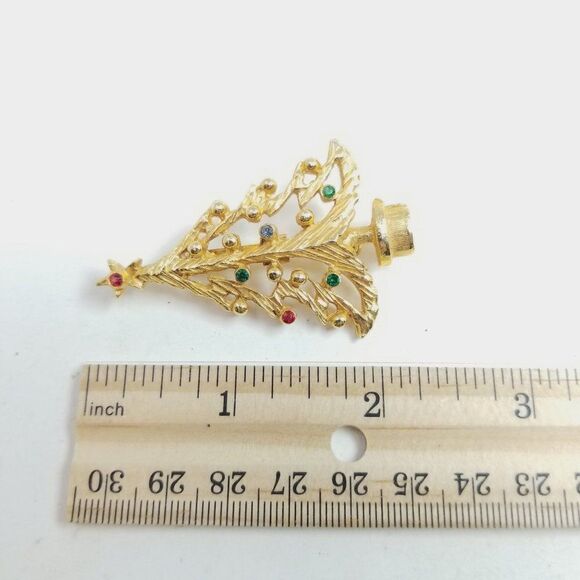 Vintage Gold Tone Christmas Tree Brooch, Holiday Festive Retro Estate Ornaments - Picture 4 of 5